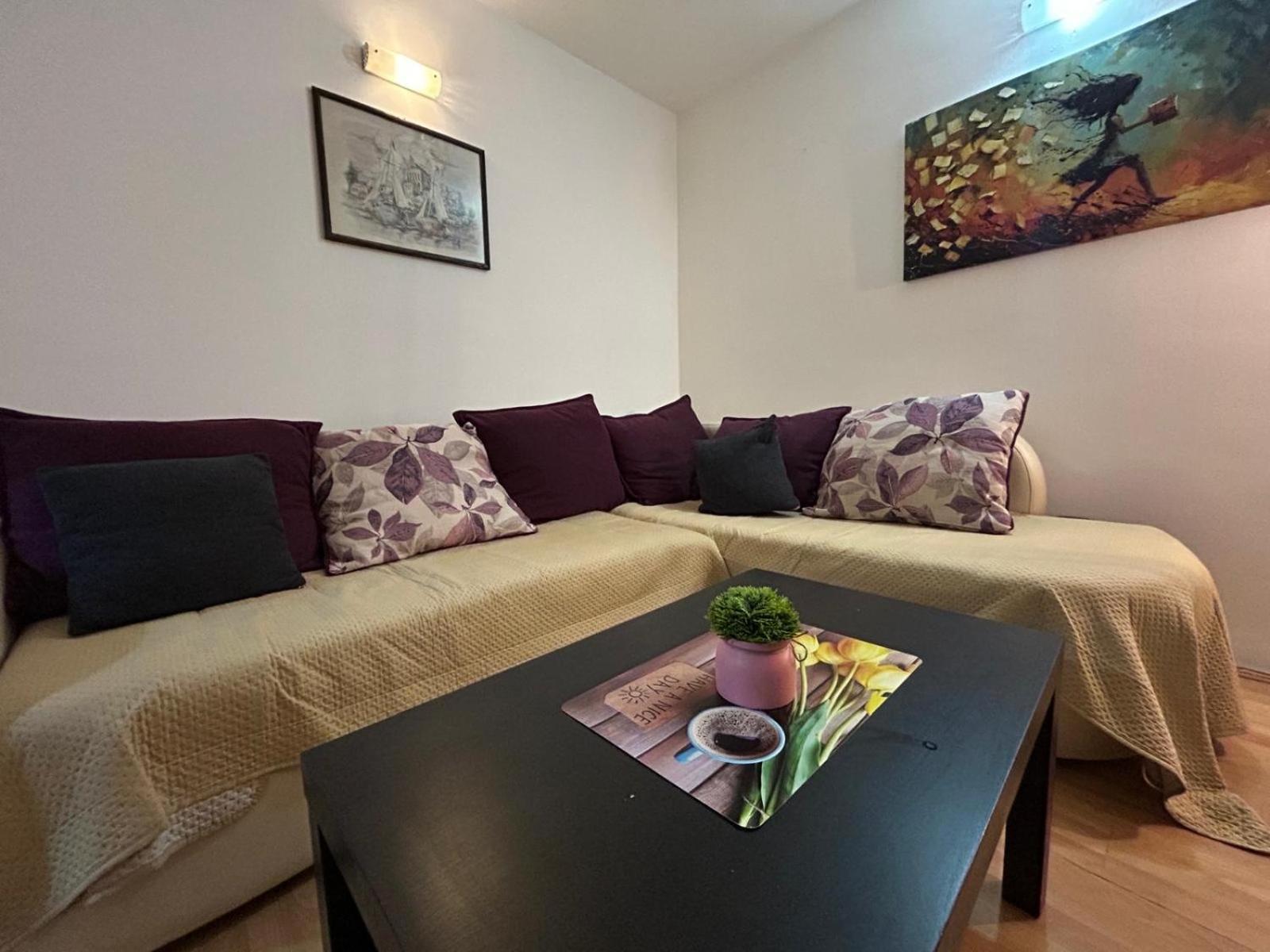 Elena Apartment 2 Üsküp Dış mekan fotoğraf